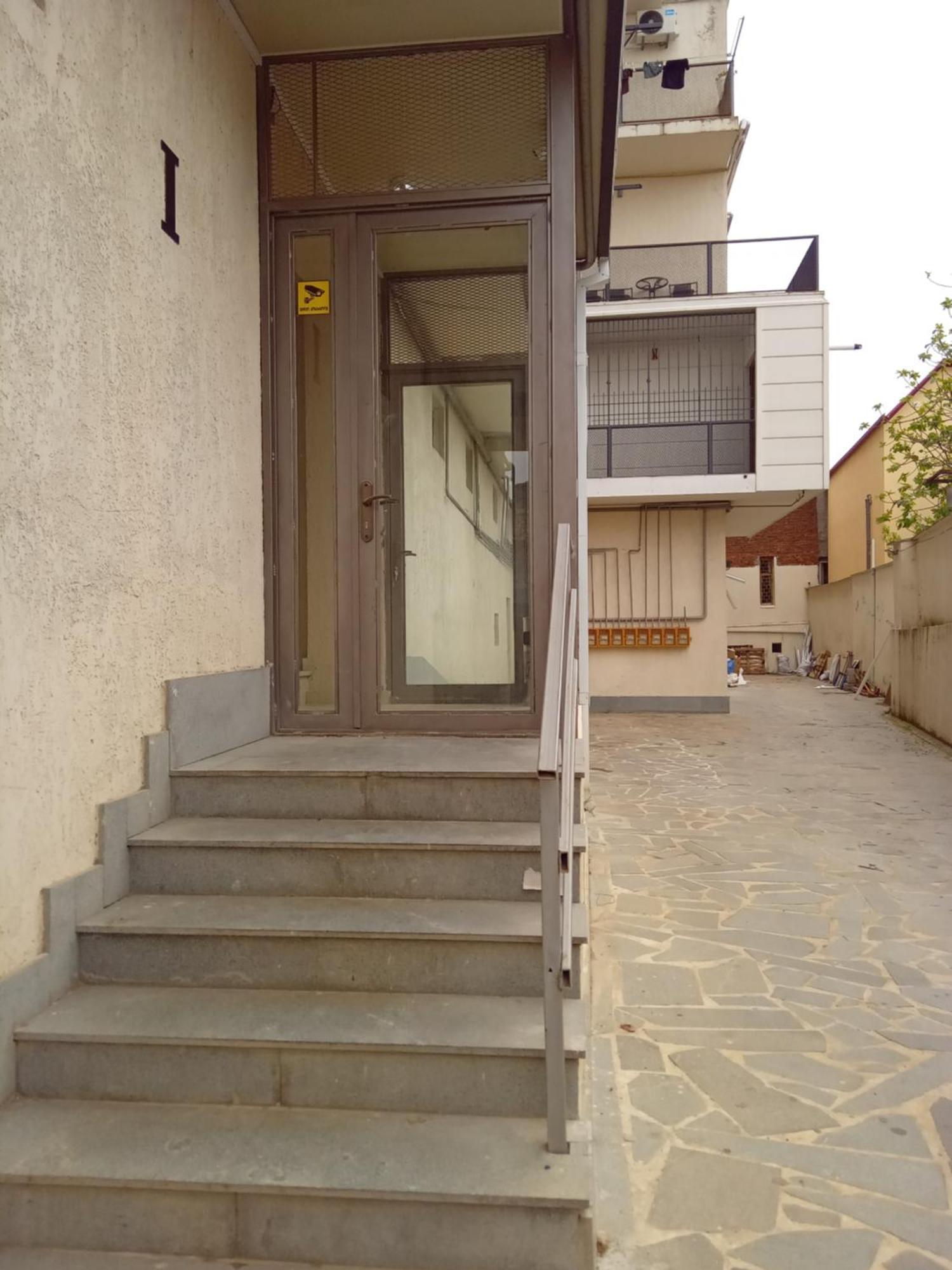 Picasso Apartment Koetaisi Buitenkant foto